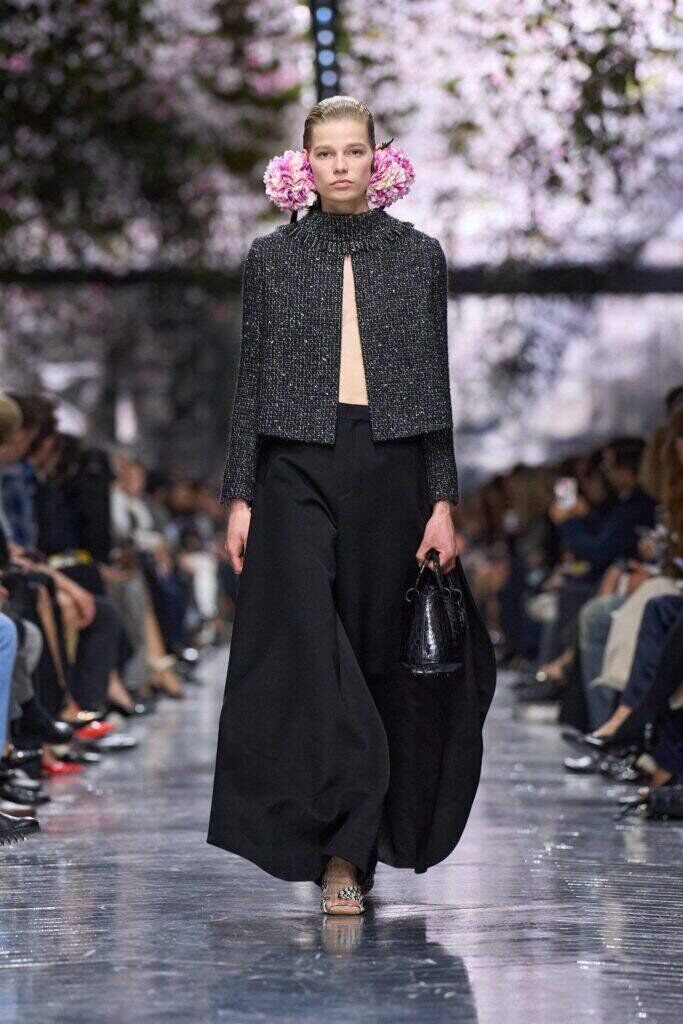 Premier défilé haute couture de Jonathan Anderson pour Dior printemps-été 2026.