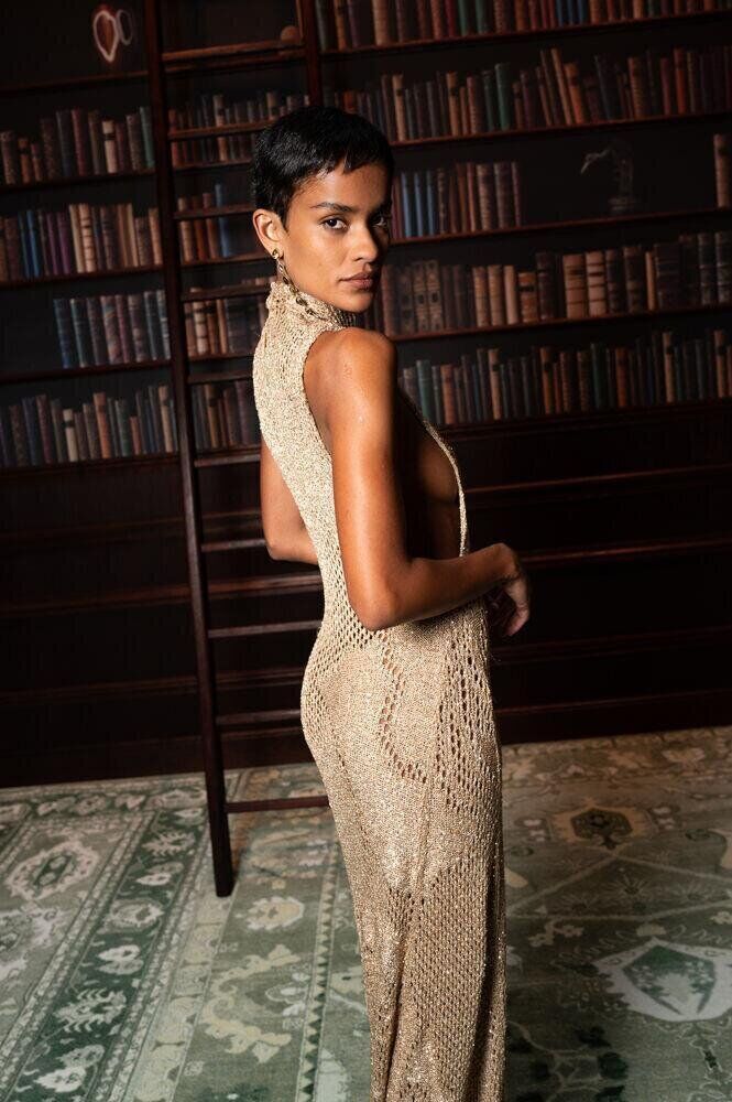 Narah Baptista au défilé Amiri automne-hiver 2026-2027.