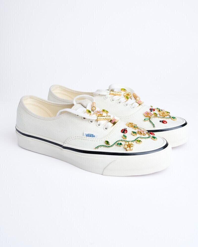La paire de Vans Ladybug Garden portée par SZA à la Fashion Week de Paris et imaginée en collaboration avec Rachel Goatley.