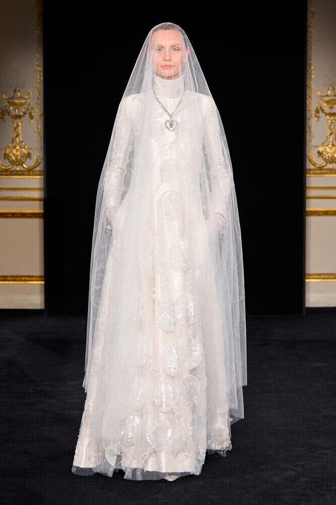 Armani Privé printemps-été 2026.