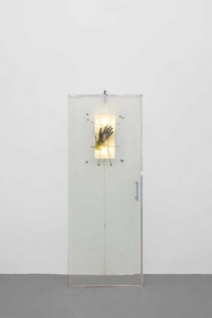 Matthias Odin, Toujours là (prehension of the distant past) exposition Rue de Paris, Galerie Peter Kilchmann, Paris, France, 2025