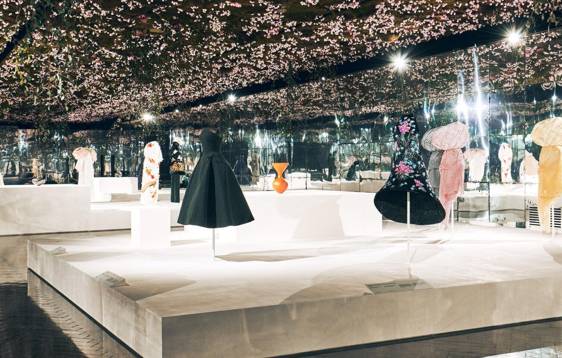 Exposition Grammaire des formes, Jonathan Anderson, Magdalene Odundo, Dior