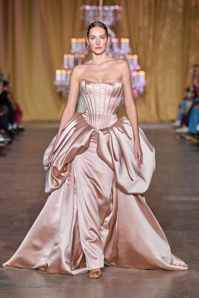 Zuhair Murad printemps-été 2026.