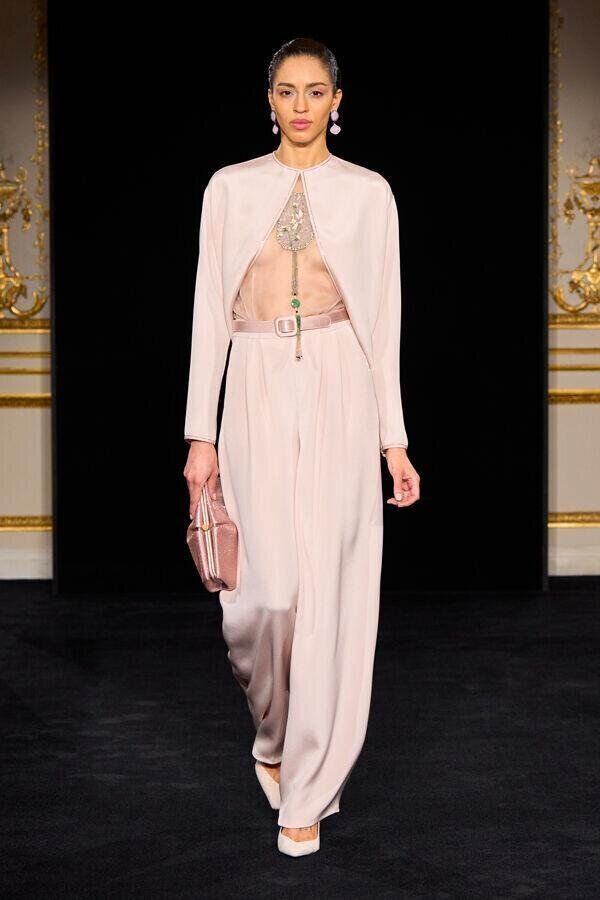 defile armani prive printemps-ete 2026 à la fashion week haute couture de paris