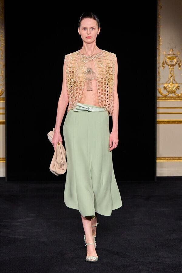defile armani prive printemps-ete 2026 à la fashion week haute couture de paris