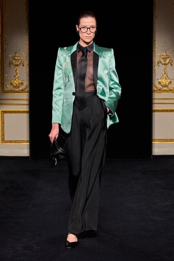 defile armani prive printemps-ete 2026 à la fashion week haute couture de paris