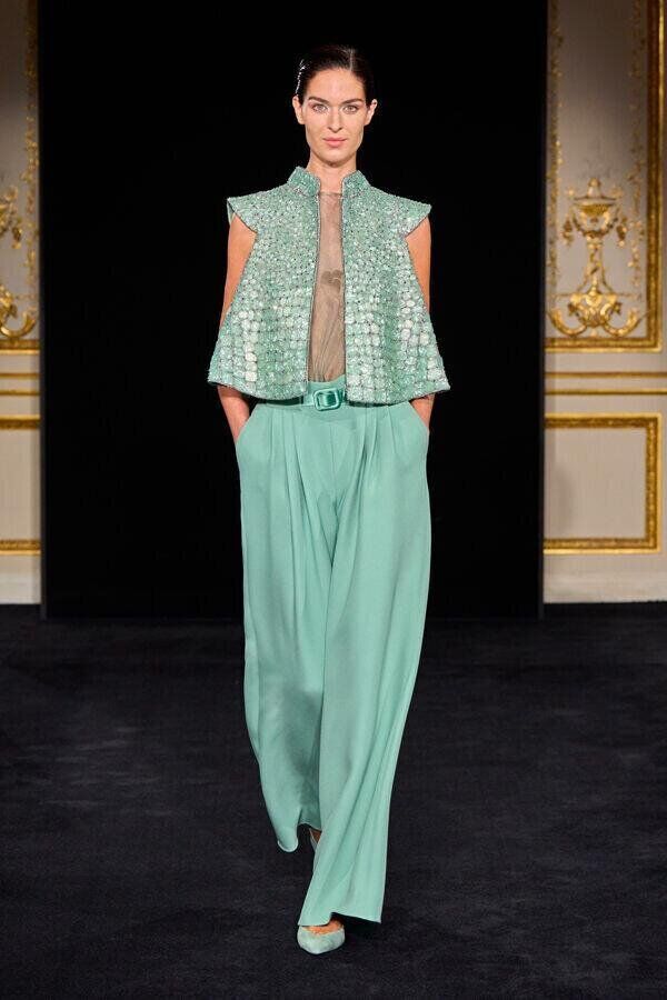 defile armani prive printemps-ete 2026 à la fashion week haute couture de paris