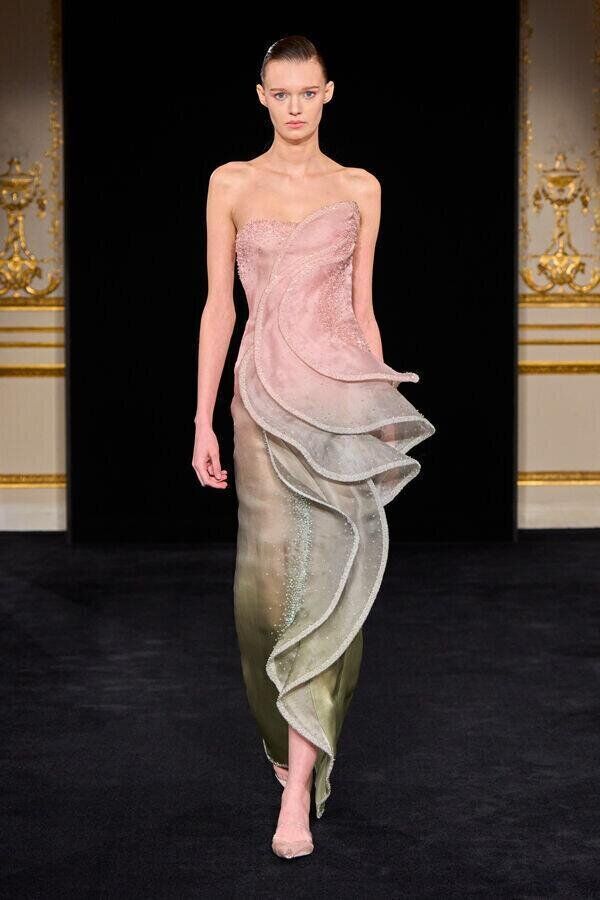 defile armani prive printemps-ete 2026 à la fashion week haute couture de paris