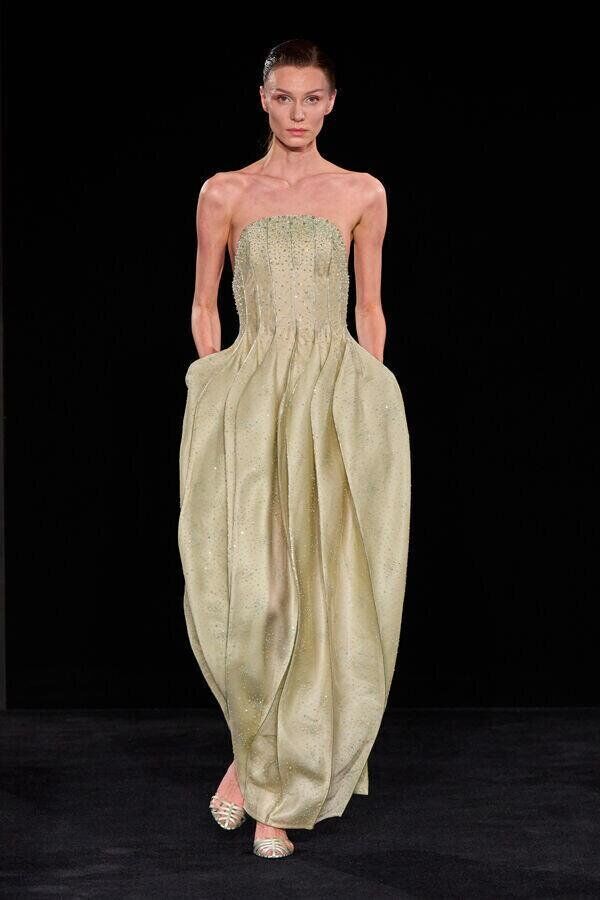 defile armani prive printemps-ete 2026 à la fashion week haute couture de paris