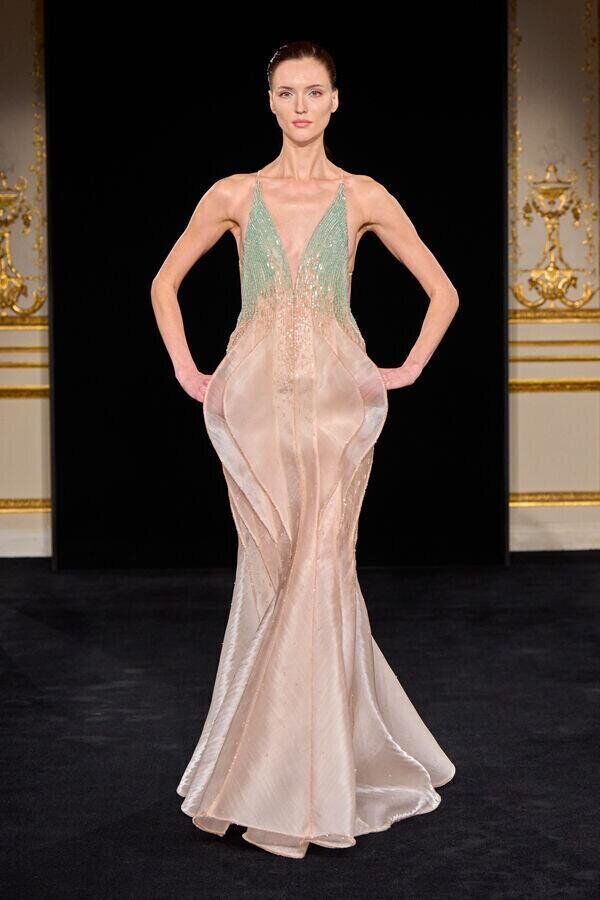 defile armani prive printemps-ete 2026 à la fashion week haute couture de paris