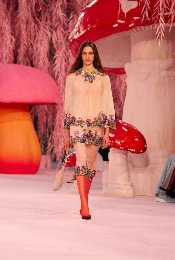 défilé chanel haute couture printemps-été 2026 à la fashion week de paris