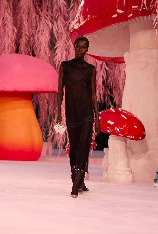 défilé chanel haute couture printemps-été 2026 à la fashion week de paris