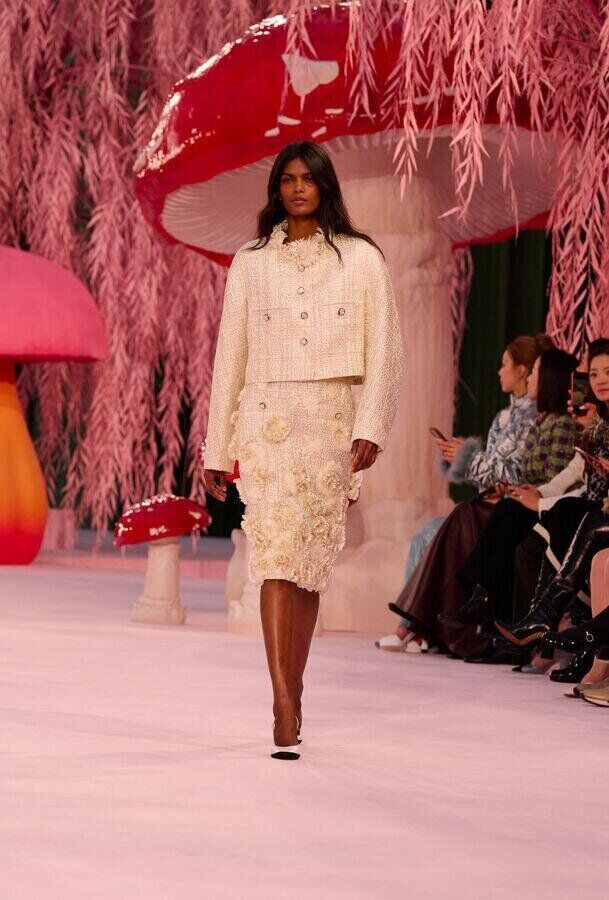 défilé chanel haute couture printemps-été 2026 à la fashion week de paris