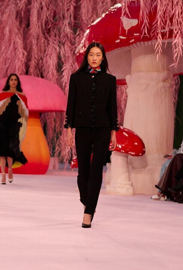 défilé chanel haute couture printemps-été 2026 à la fashion week de paris