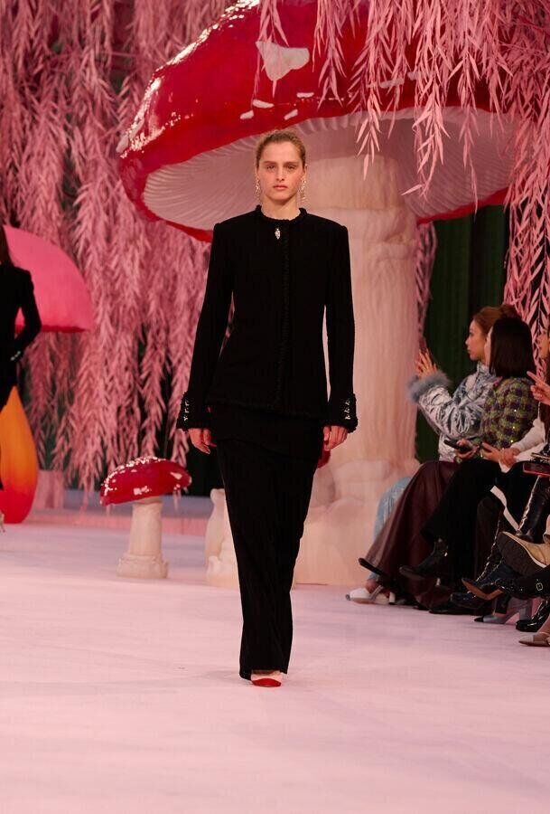 défilé chanel haute couture printemps-été 2026 à la fashion week de paris