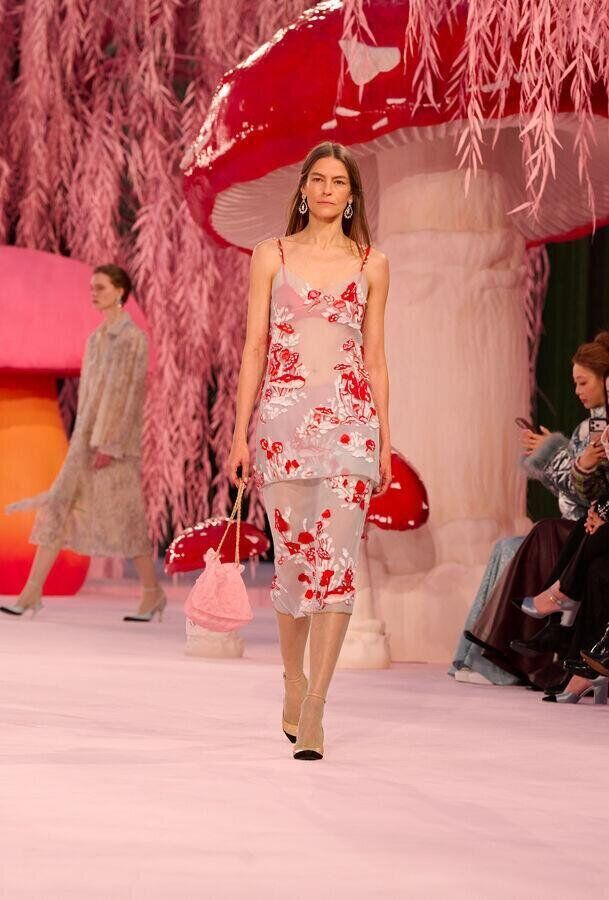 défilé chanel haute couture printemps-été 2026 à la fashion week de paris
