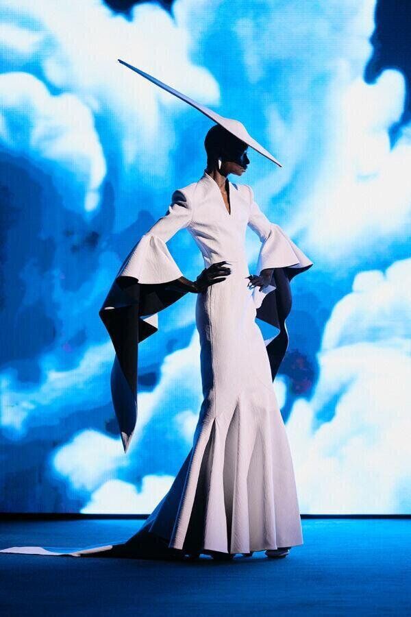 le défilé robert wun haute couture printemps-été 2026 à la fashion week de paris