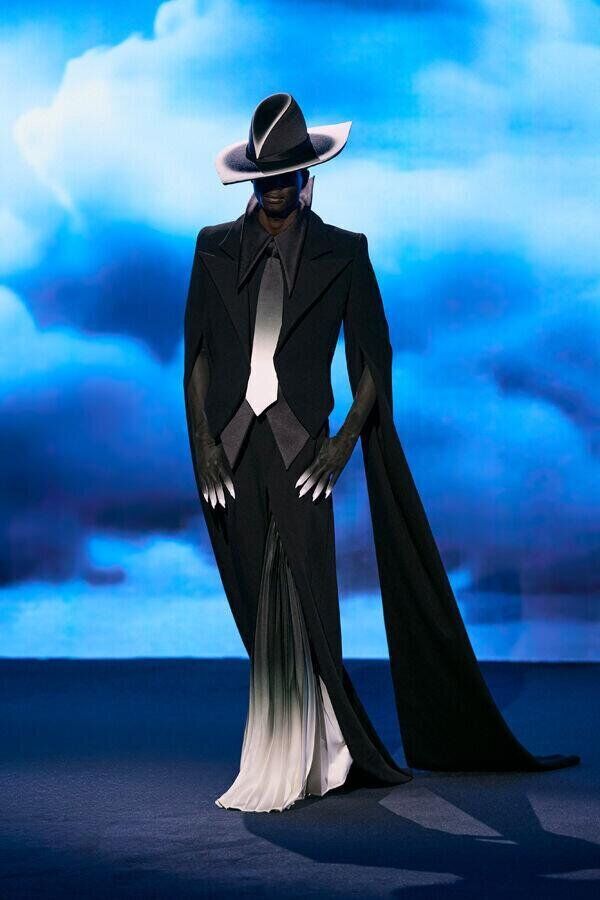 le défilé robert wun haute couture printemps-été 2026 à la fashion week de paris