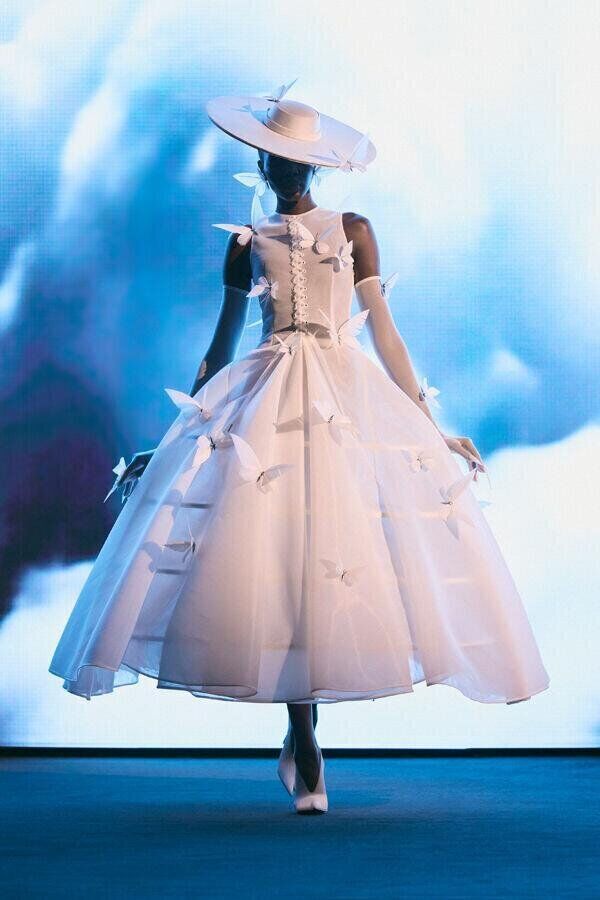 le défilé robert wun haute couture printemps-été 2026 à la fashion week de paris
