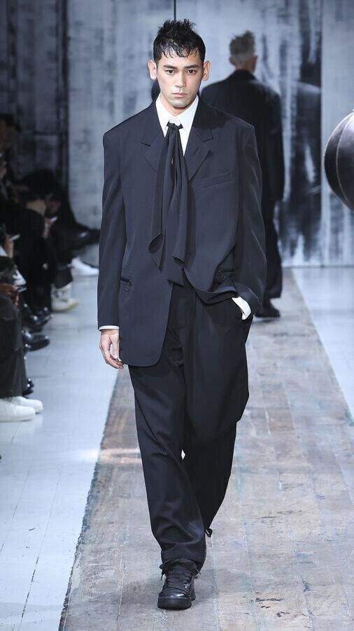 défilé yohji yamamoto automne-hiver 2026-2027 fashion week de paris