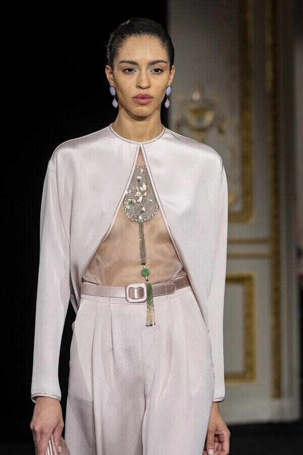 make-up du défilé armani privé printemps-été 2026 à la fashion week de paris