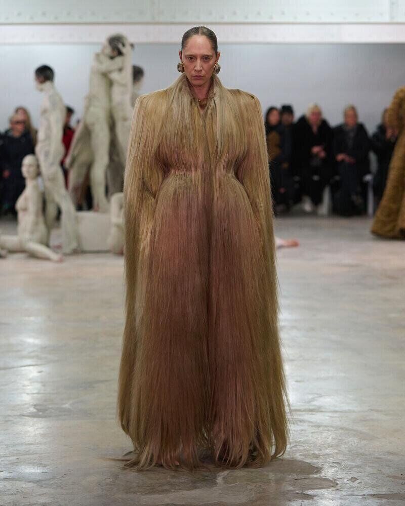 Le défilé Charlie Le Mindu haute couture printemps-été 2026 à la Fashion Week de Paris