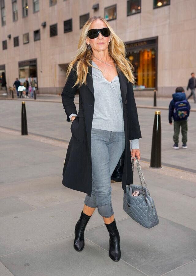 sarah jessica parker en slim gris