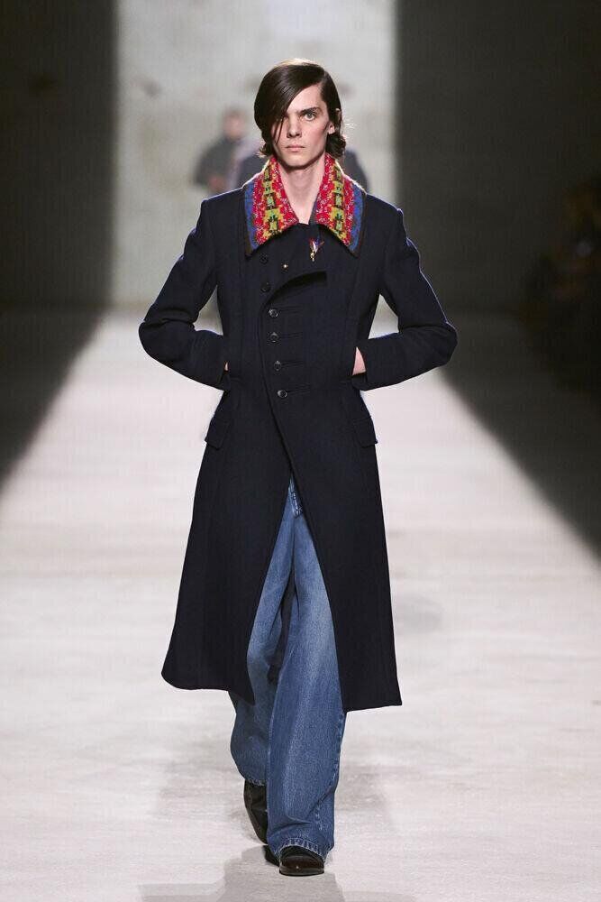 Le défilé Dries Van Noten automne-hiver 2026-2027 à la Fashion Week à Paris