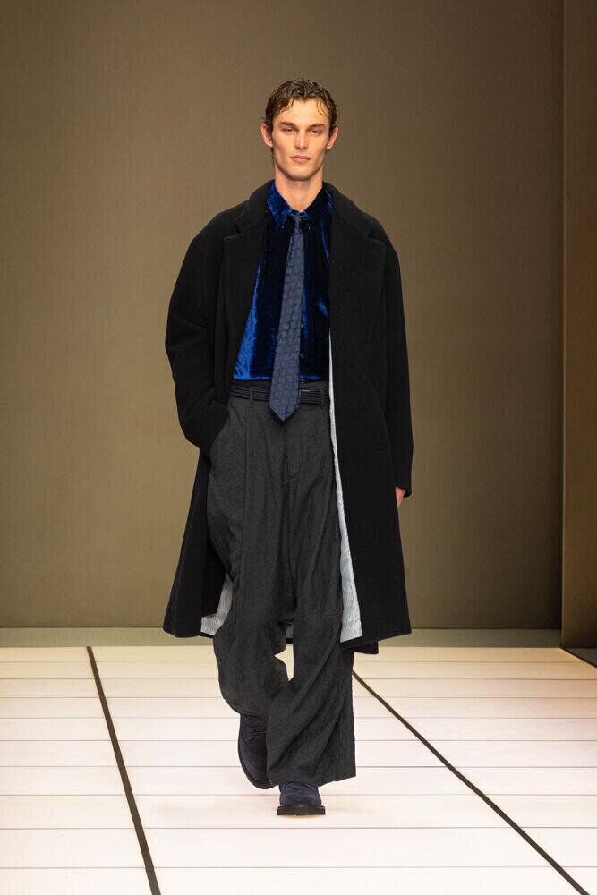 Le défilé Giorgio Armani automne-hiver 2026-2027 à la Fashion Week de Milan
