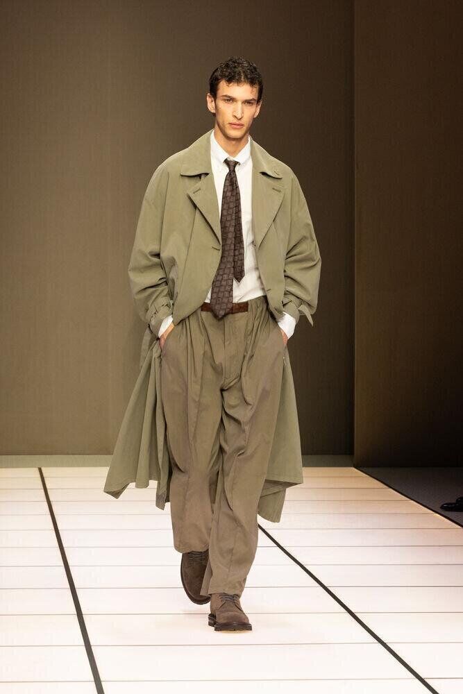 Le défilé Giorgio Armani automne-hiver 2026-2027 à la Fashion Week de Milan