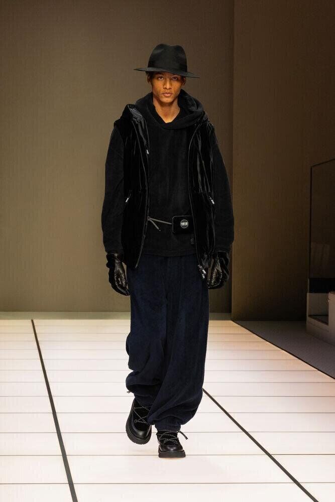 Le défilé Giorgio Armani automne-hiver 2026-2027 à la Fashion Week de Milan