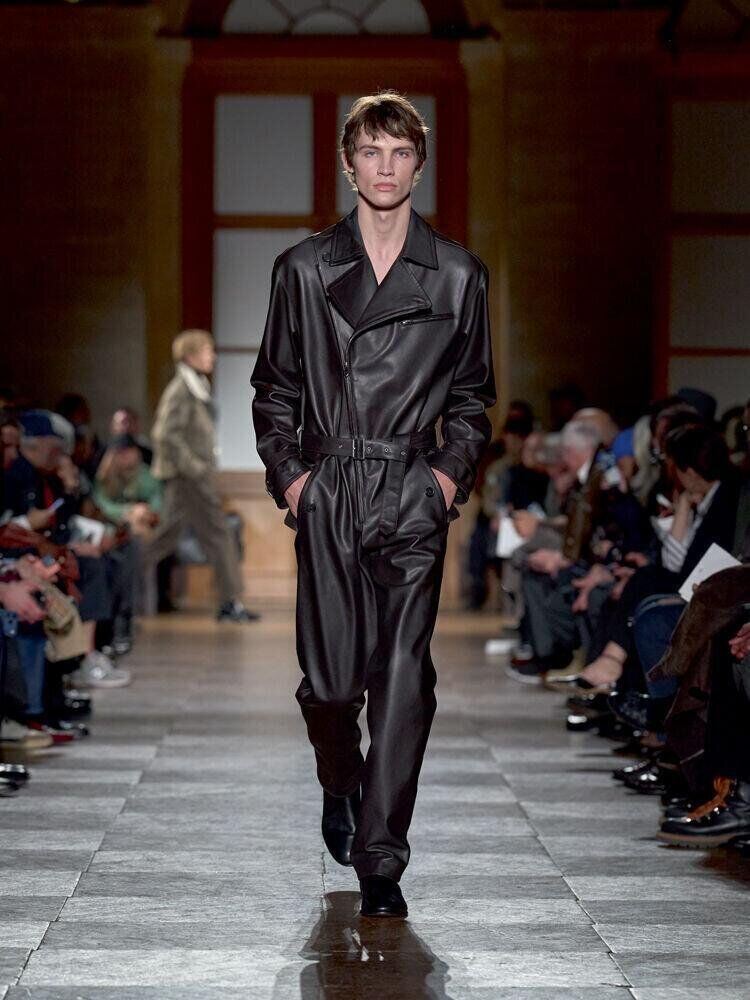 Le défilé Hermès homme automne-hiver 2026-2027 à la Fashion Week de Paris