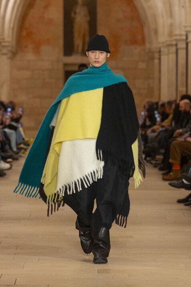 Le défilé Issey Miyake IM MEN automne-hiver 2026-2027 à la Fashion Week de Paris
