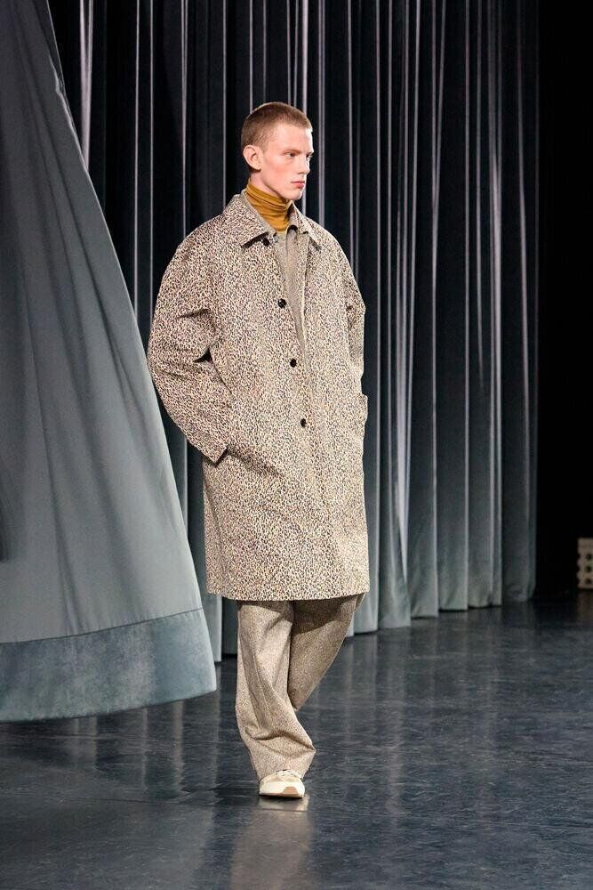 Le défilé Lemaire automne-hiver 2026-2027 à la Fashion Week de Paris