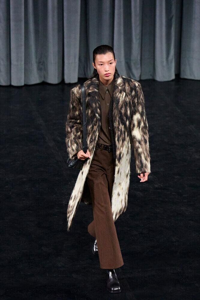 Le défilé Lemaire automne-hiver 2026-2027 à la Fashion Week de Paris