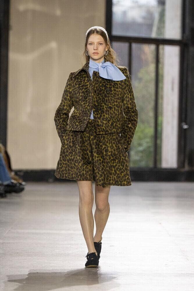 Le défilé Patou automne-hiver 2026-2027 à la Fashion Week de Paris.
