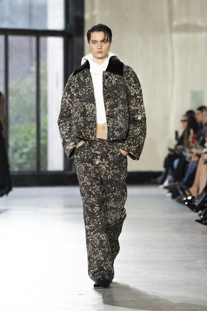 Le défilé Patou automne-hiver 2026-2027 à la Fashion Week de Paris.