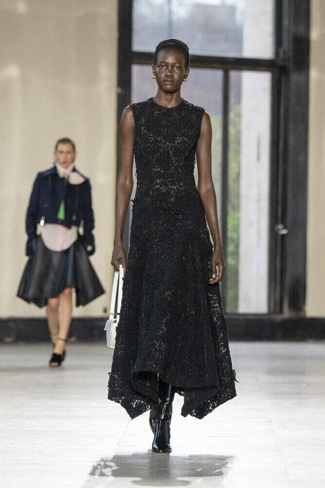 Le défilé Patou automne-hiver 2026-2027 à la Fashion Week de Paris.