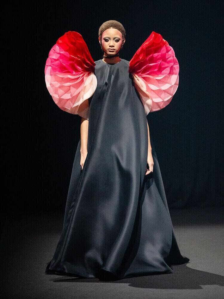 Le défilé Viktor & Rolf haute couture printemps-été 2026 à la Fashion Week de Paris