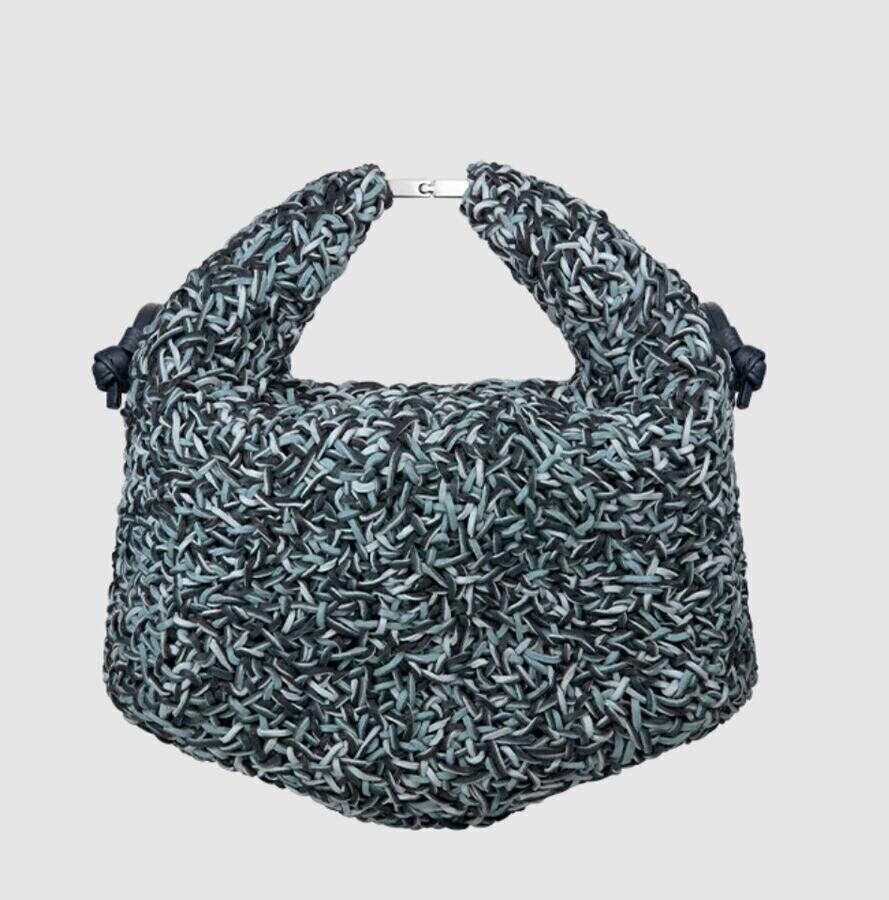 le sac béri de polène en cordons de cuir entrelacés