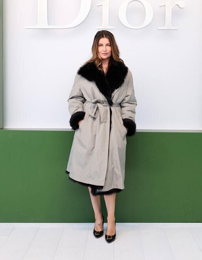 laetitia casta au defile dior automne-hiver 2026-2027 à la fashion week de paris