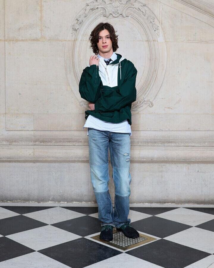 paul kircher au défilé dior homme automne-hiver 2026-2027 pendant la fashion week de paris