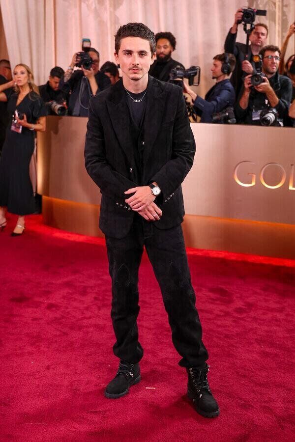 Timothée Chalamet wearing Chrome Hearts golden globes 2026