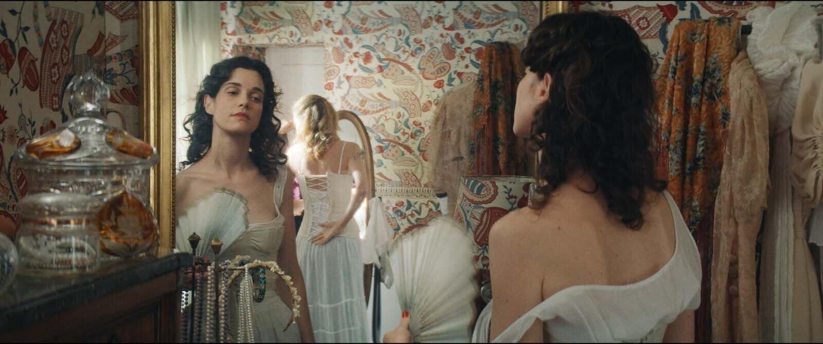 Camille Rutherford dans Jane Austen a gâché ma vie (2025). © Les Films du Veyrier/Sciapode.
