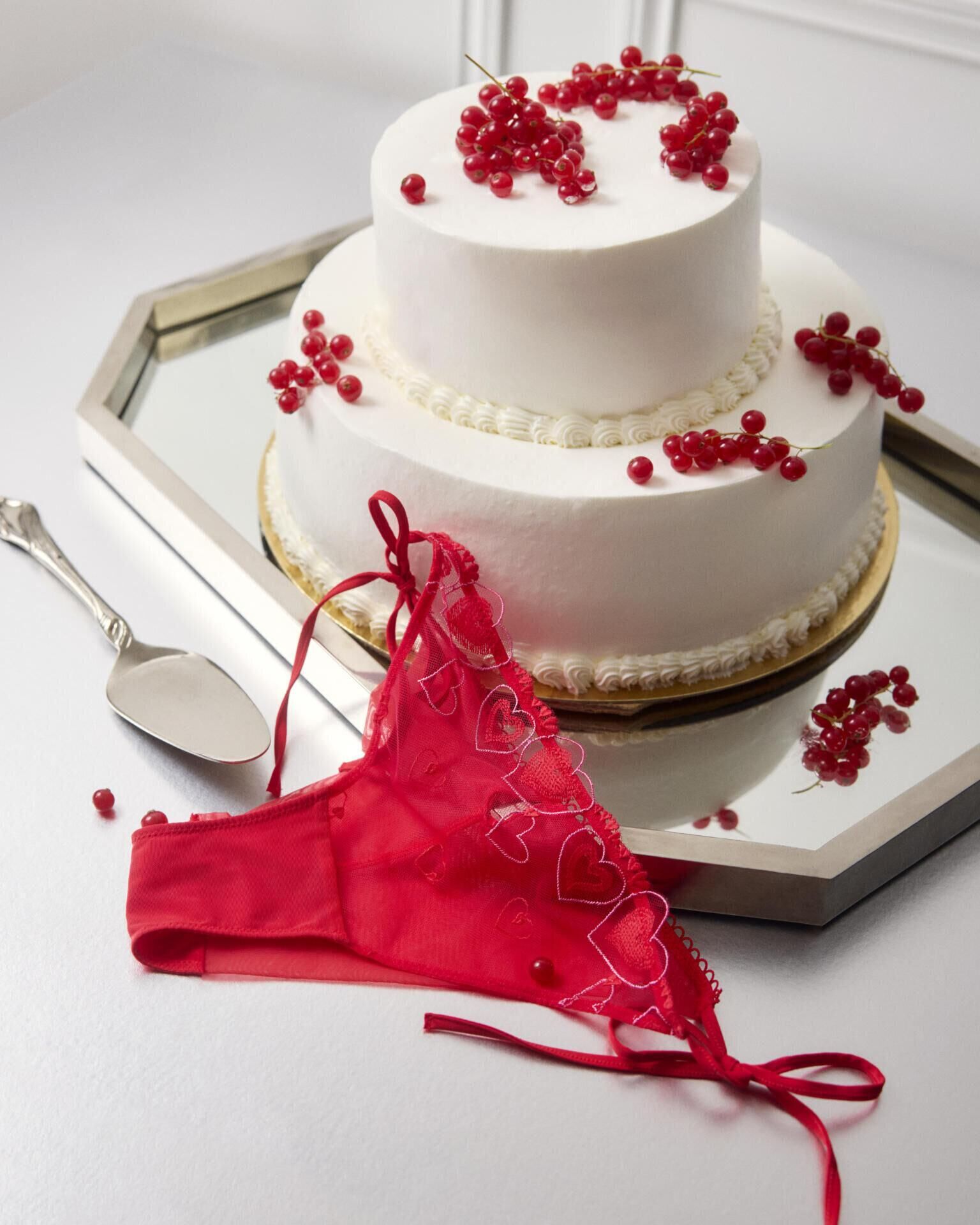 Valentine’s Day lingerie 2026 Etam