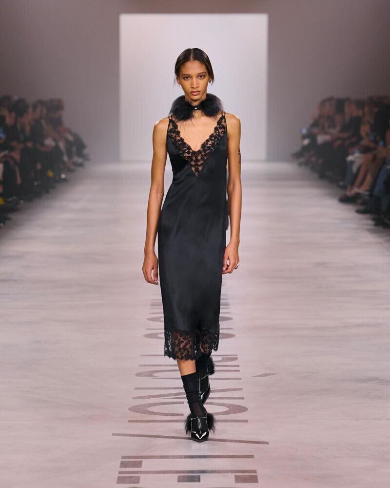 Le défilé Fendi automne-hiver 2026-2027 de Maria gracia Chiuri