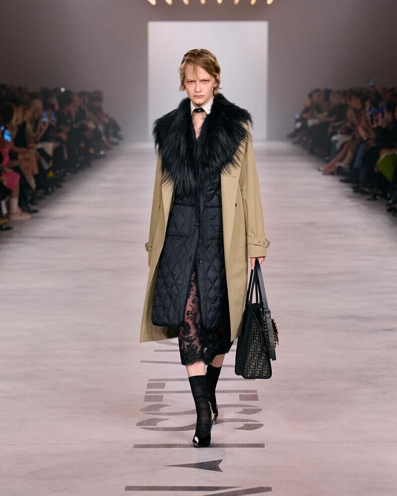 Le défilé Fendi automne-hiver 2026-2027 de Maria gracia Chiuri