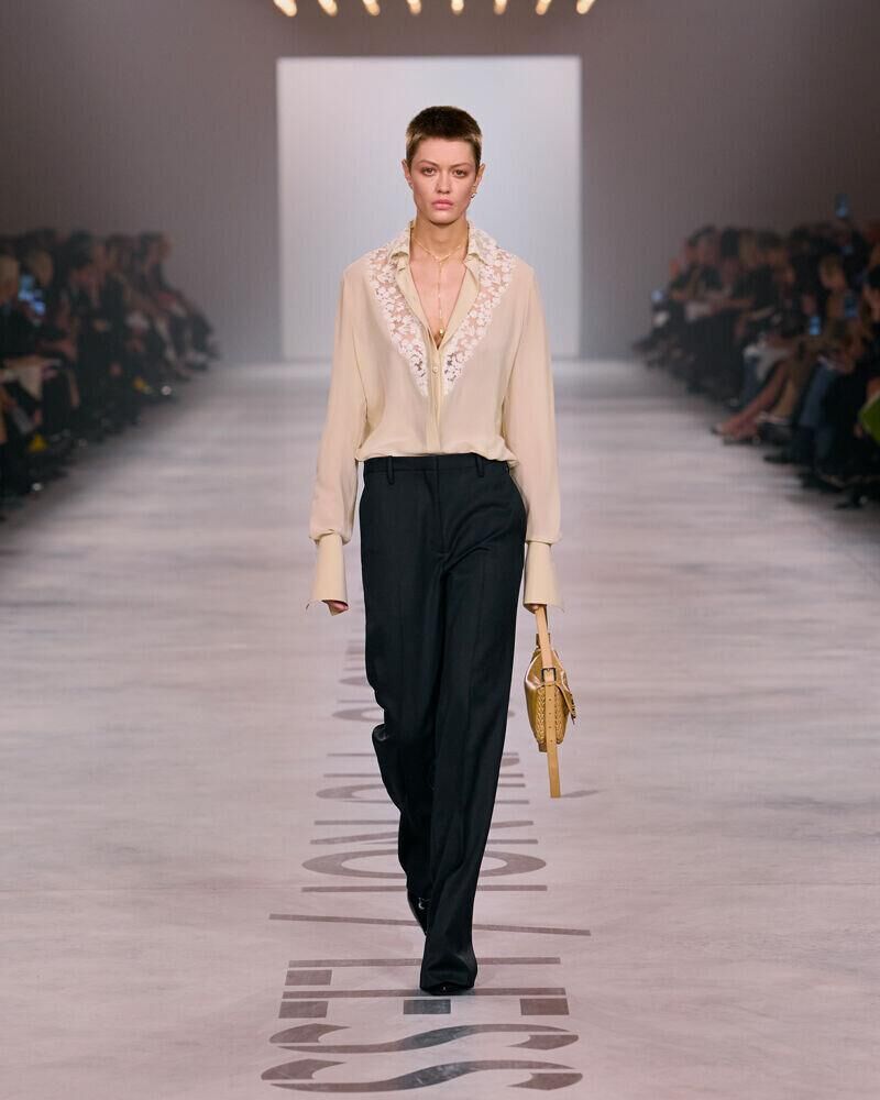 Le défilé Fendi automne-hiver 2026-2027 de Maria gracia Chiuri