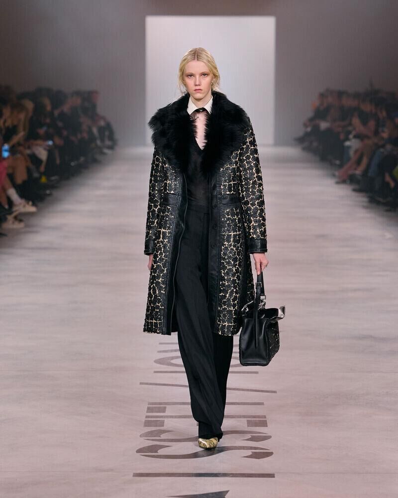 Le défilé Fendi automne-hiver 2026-2027 de Maria gracia Chiuri