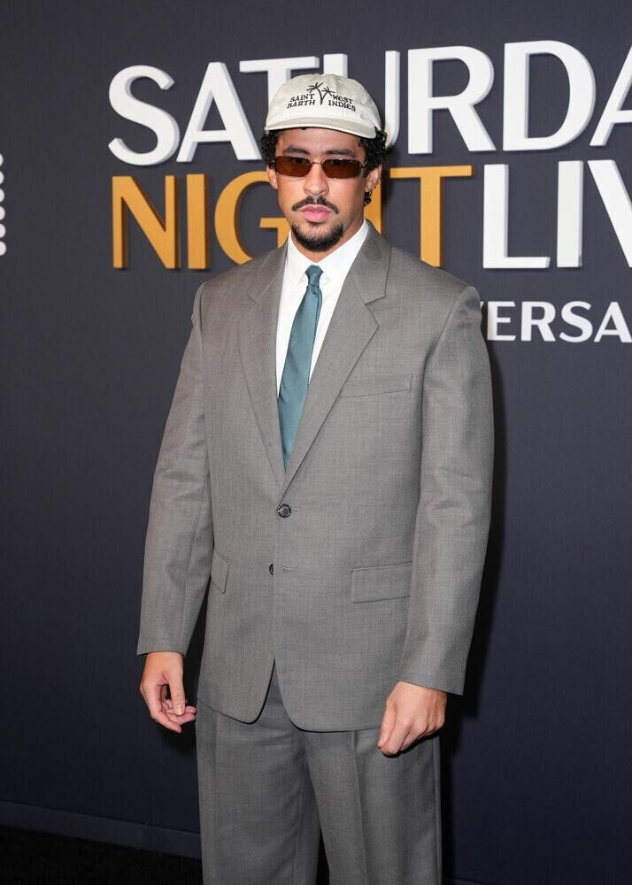 Bad Bunny lors du SNL50, le 16 février 2025 à New York. © John Nacion/Variety via Getty Images.